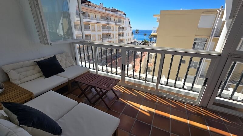 Apartemento de alquiler Cristina a 50m de playa - balcón