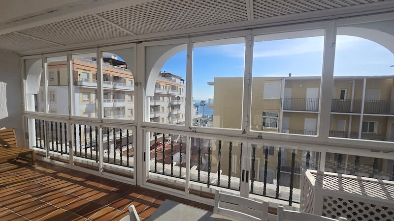 Apartemento de alquiler Cristina a 50m de playa - balcón