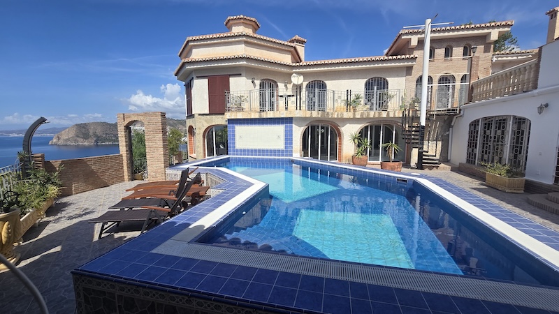 Casita Mamatabo - Punta de la Mona La Herradura